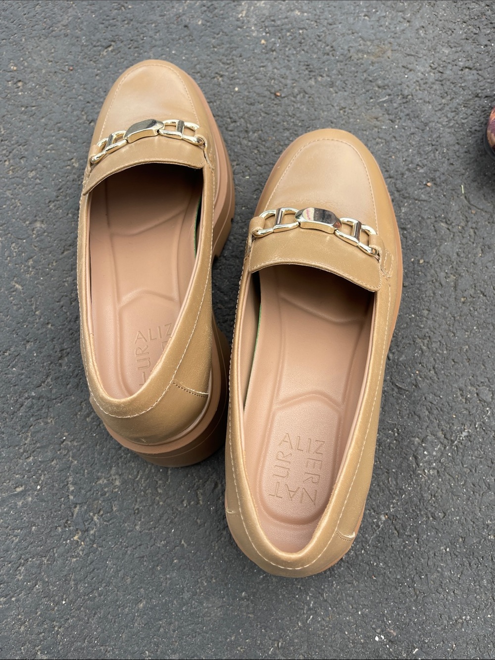 Naturalizer Tan Leather Loafers with Gold Chain Accent